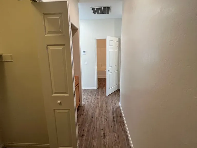 717 Meadow Grove Ct #D — Photo 1