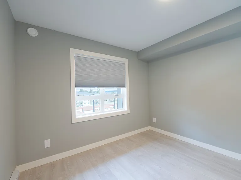 854 Island Hwy S — Photo 10