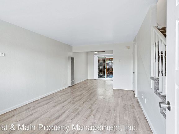 3rd image of 2005 Janette Dr APT D
