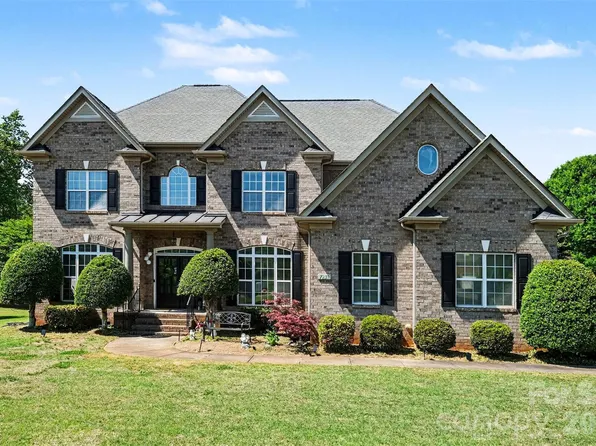 7233 McEwen Pl, Mint Hill, NC 28227
