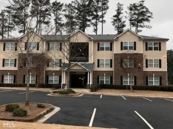 5104 Fairington Ridge Cir, Lithonia, GA 30038