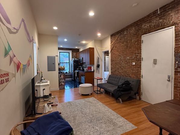 23 Cortes St APT 12