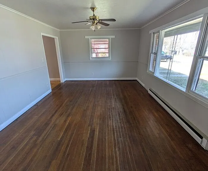 2842 Dale St #A — Photo 2