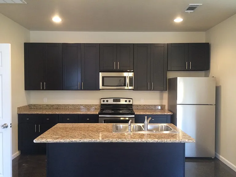 336 Gabreten Ln #A — Photo 2