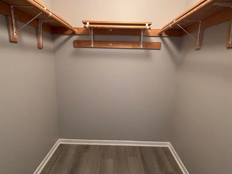 30 Sunset Ave — Photo 9