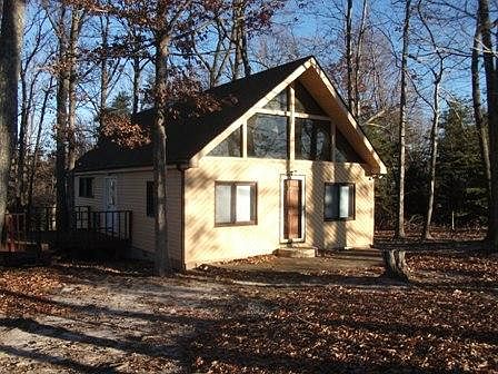 1st image of 155 Strawfield Cir