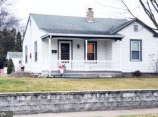 501 Front St, Lititz, PA 17543