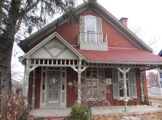 107 W Poplar St, Greencastle, IN