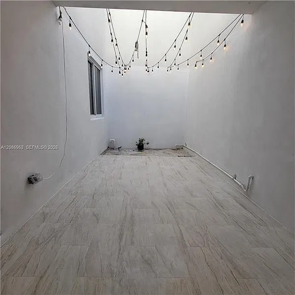 3 bed, 2.5 bath, $4,600 — Photo 3