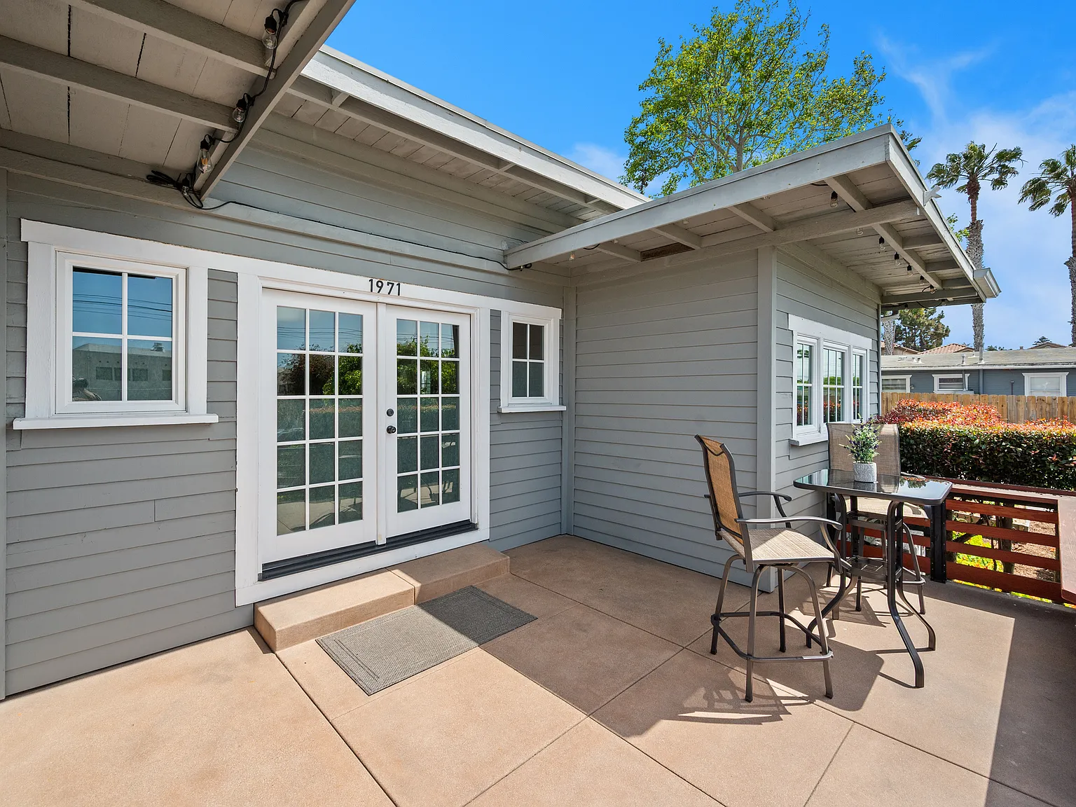 3 bed, 1359 sqft, $6,950 — Photo 4