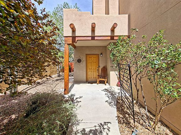 2nd image of 3280 Primo Colores St