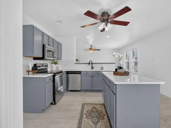 12933 Azure Heights Pl, Rhome, TX 76078