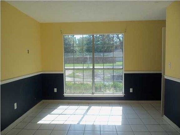 5th image of 2710 Brentwood Dr