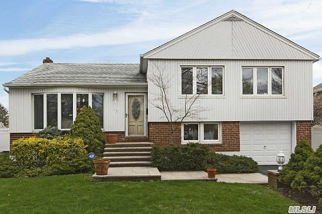 1st image of 97 Kathleen Dr