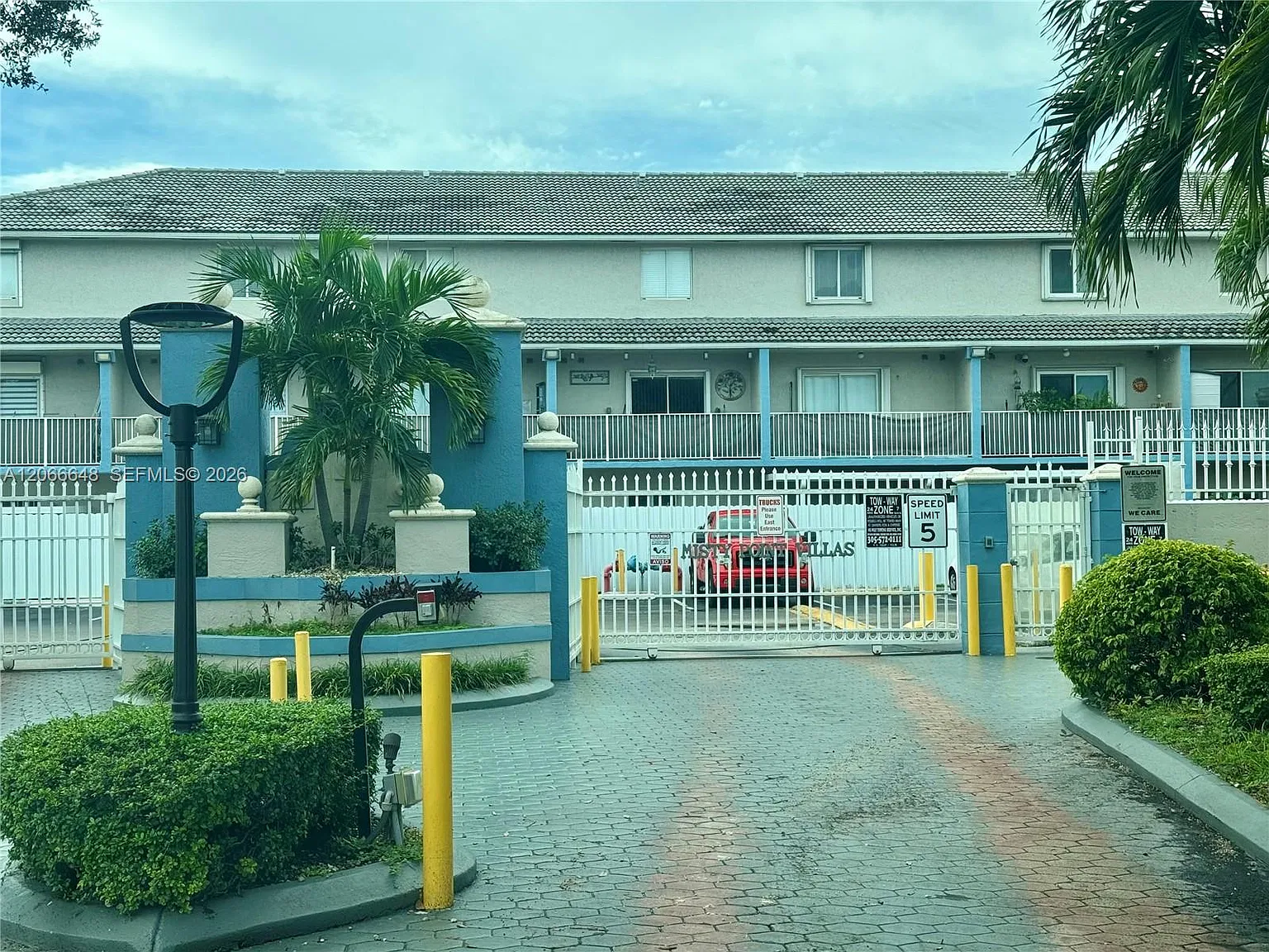 Misty Point Villas Condo — Photo 1