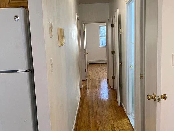 4th image of 8612 Bay 16th St Fl 2