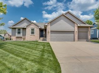 2008 E Wyndham Rd, Wichita, KS 67219