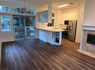 979 Pinto Palm Ter APT 8, Sunnyvale, CA 94087