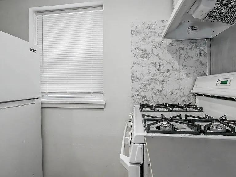 516 N Connecticut Ave #1 — Photo 10