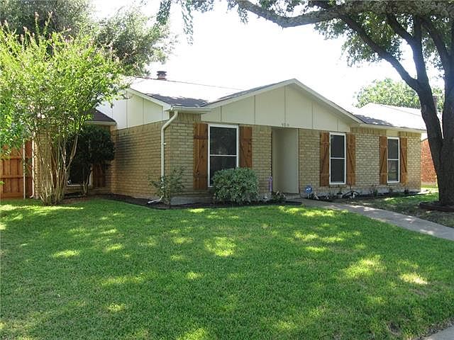 1st image of 9010 Linda Vista Dr