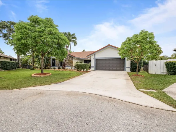 4339 NW 73rd Way, Coral Springs, FL 33065