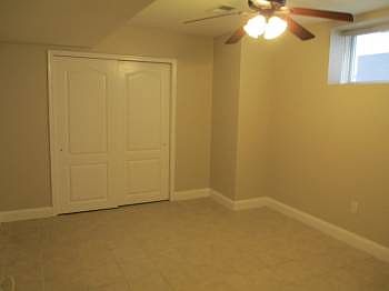 5th image of 954 Carlton Blvd