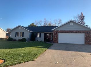 810 Dogwood Dr, Kirksville, MO 63501