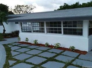 21100 NE 24th Ct, Miami, FL 33180