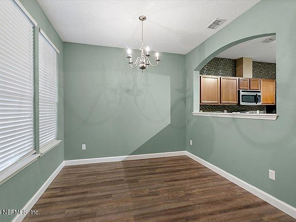 4th image of 625 OAKLEAF PLANTATION Parkway #1213