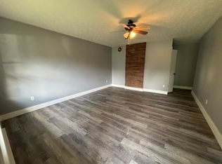 49 Pebblebrook St, Clyde, NC 28721