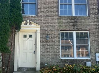 17 Alexander Ct, Owings Mills, MD