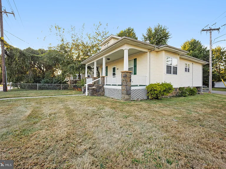 4040 Concord Rd — Photo 1