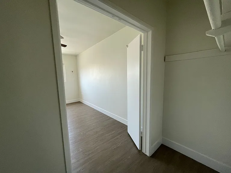 1101 Saint Louis Ave #7 — Photo 35