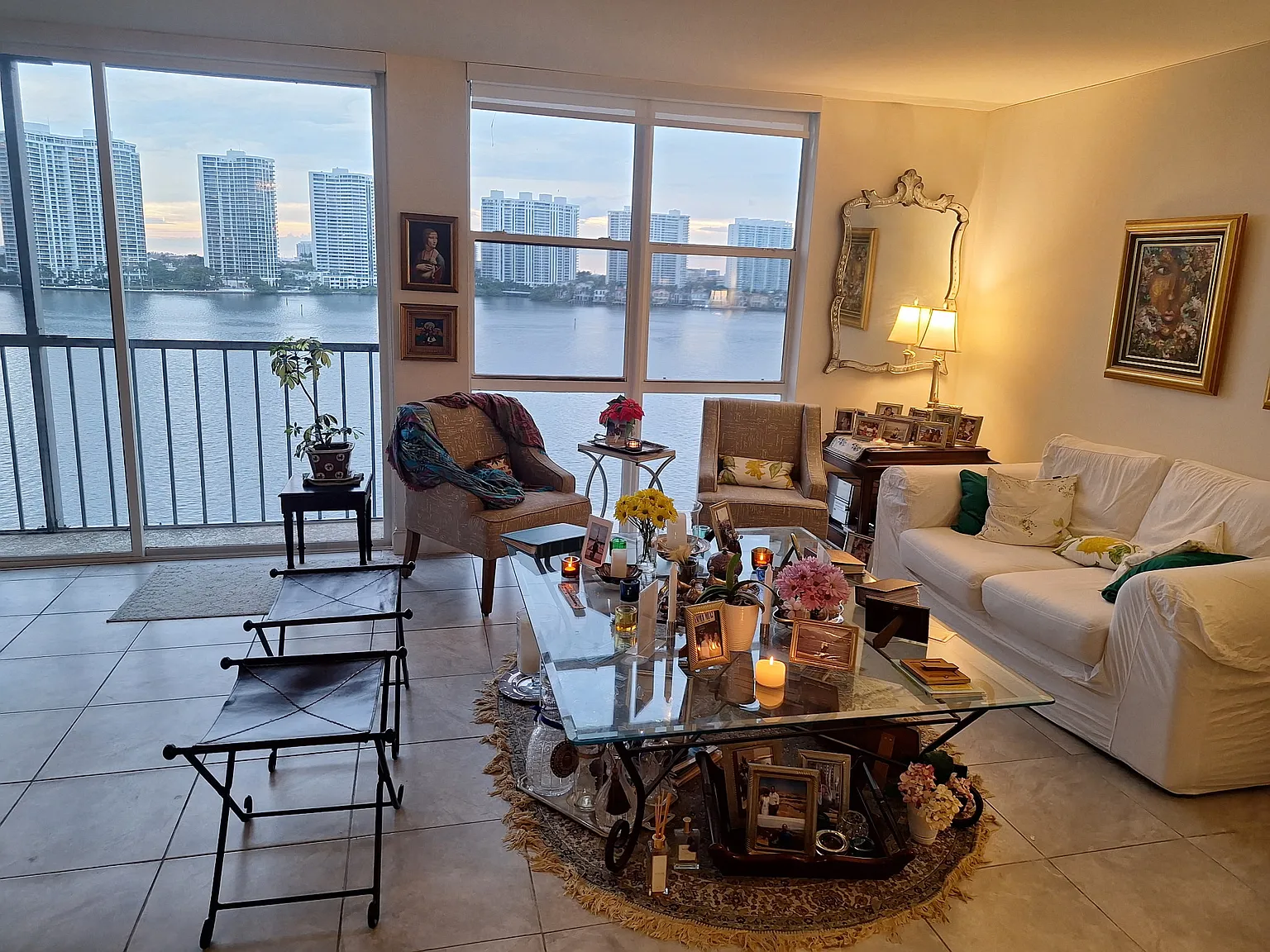 2 bed, 1320 sqft, $2,000 — Photo 2