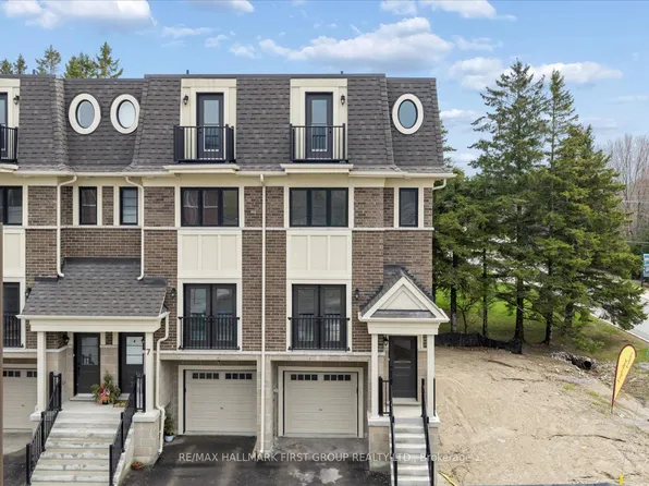 1 Marret Ln, Clarington, ON L1B 1J2