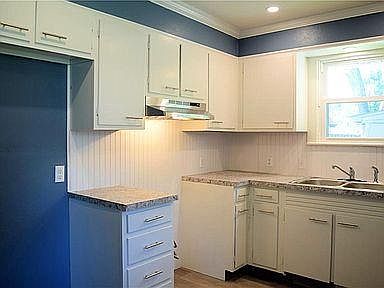 1st image of 1934 Brownlee Ave