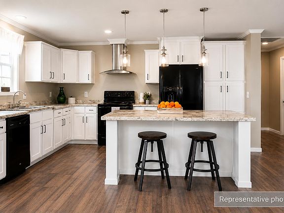 3rd image of 275 Raynor Sands Dr