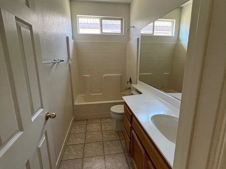 8321 Lewis Ave — Photo 15