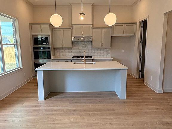5th image of 5054 Summers Rd