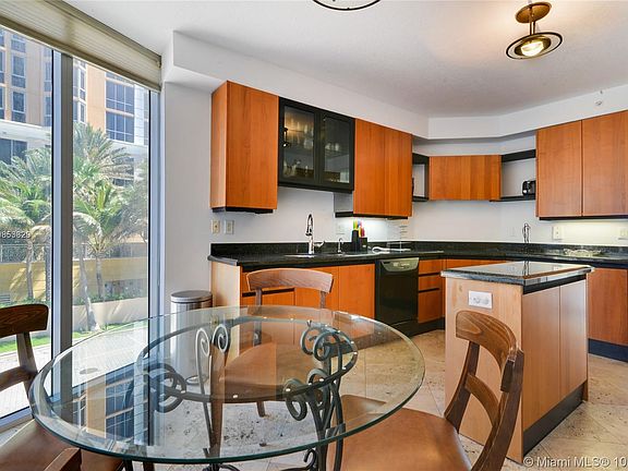 3rd image of 17555 Collins Ave APT 208