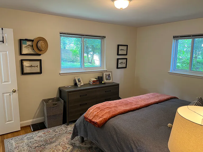 1st Floor Master Bedroom