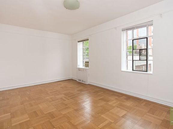 5th image of 3001 Henry Hudson Pkwy APT 2M