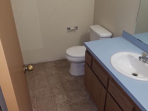 5th image of 20533 Poplar Way #A