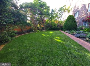 1661 Crescent Pl NW #102, Washington, DC 20009