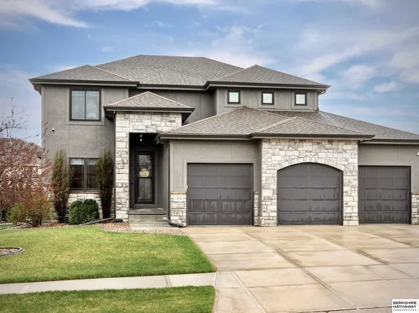 10644 S 189th St, Omaha, NE 68136