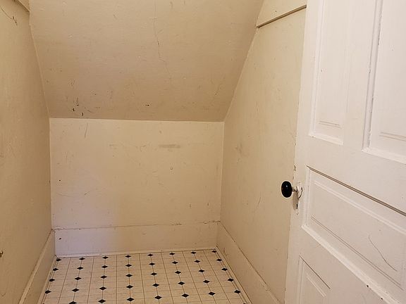 4th image of 510 S 4th Ave APT 4
