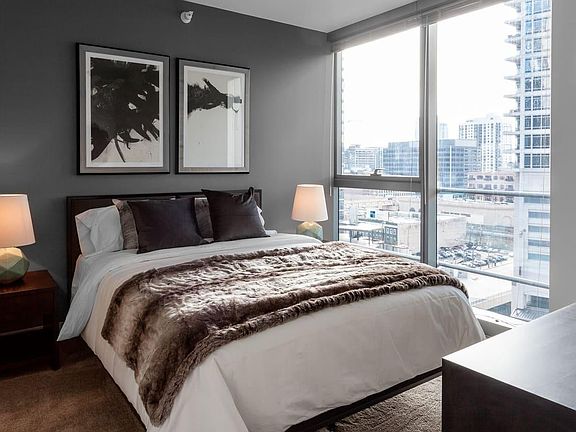 4th image of 333 W Wolf Point Plz #2605