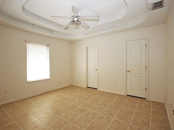 5th image of 5813 N 41st St