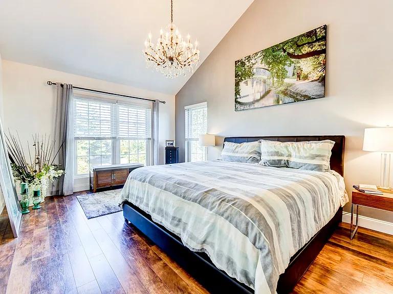 273 S Pickett St #402 — Photo 16
