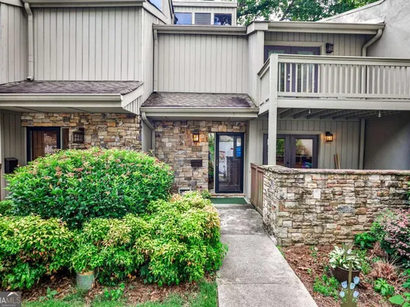 1279 Druid Knoll Dr, Atlanta, GA 30319